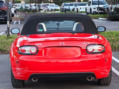 Used 2008 MAZDA MX-5 Miata Grand Touring w/ Premium Pkg image 10