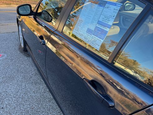 Used 2010 BMW 328i xDrive Sedan image 11