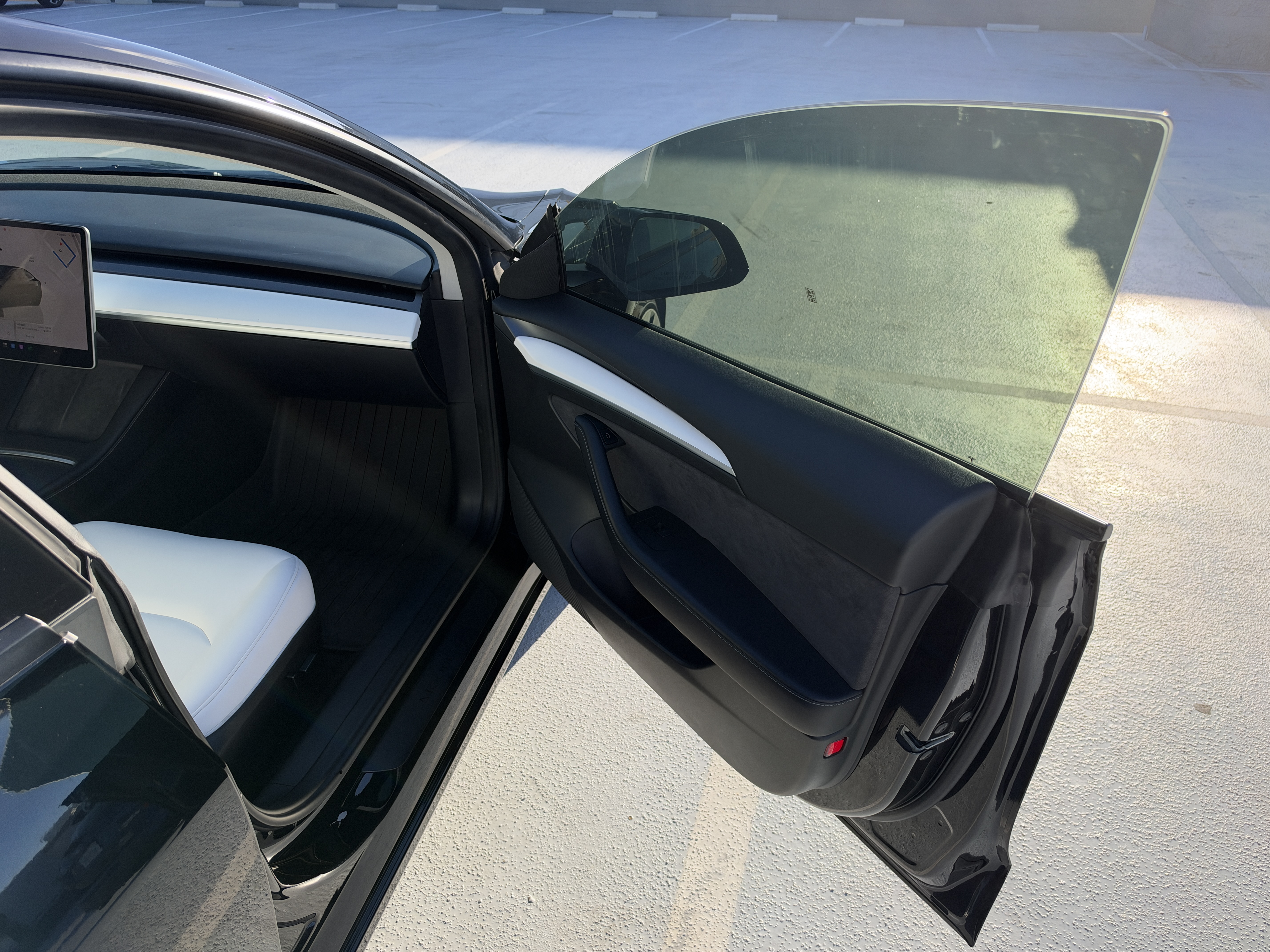 Used 2022 Tesla Model 3 Performance AWD/4WD image 24