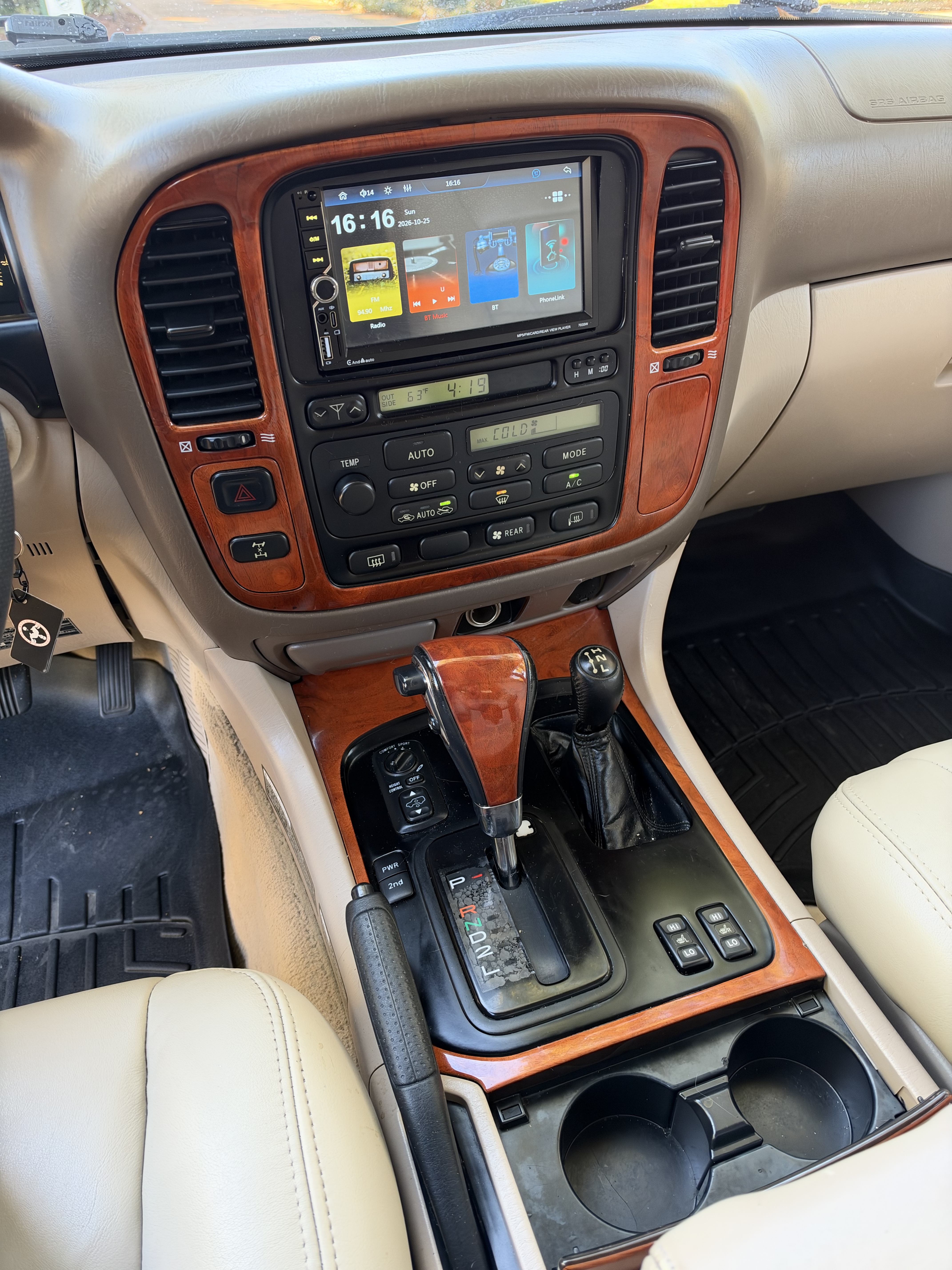 Used 2001 Lexus LX 470 4WD image 9