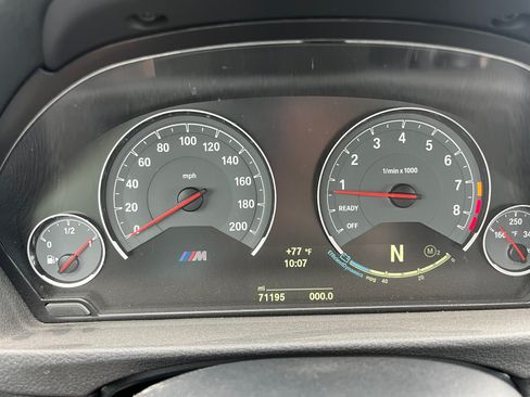 Used 2015 BMW M4 Coupe RWD image 10