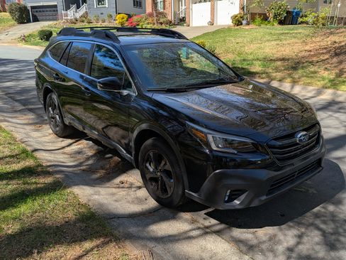 Used 2020 Subaru Outback Onyx Edition XT w/ Popular Package #2 image 5