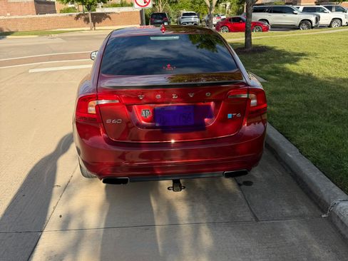 Used 2015 Volvo S60 T6 Premier Plus image 4