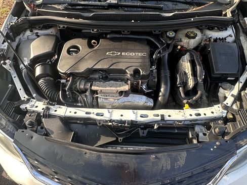 Used 2018 Ford Focus S image 18