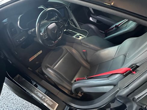 Used 2016 Chevrolet Corvette Z06 w/ Z07 Performance Package RWD image 8