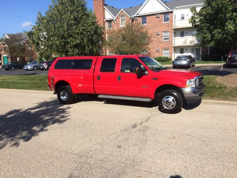 Used 2004 Ford F350 Lariat image 1