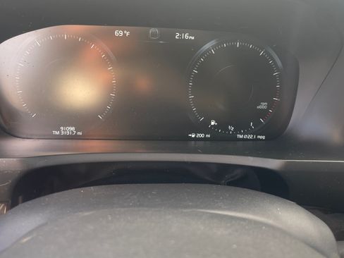 Used 2017 Volvo XC90 T6 Inscription w/ Vision Package image 11