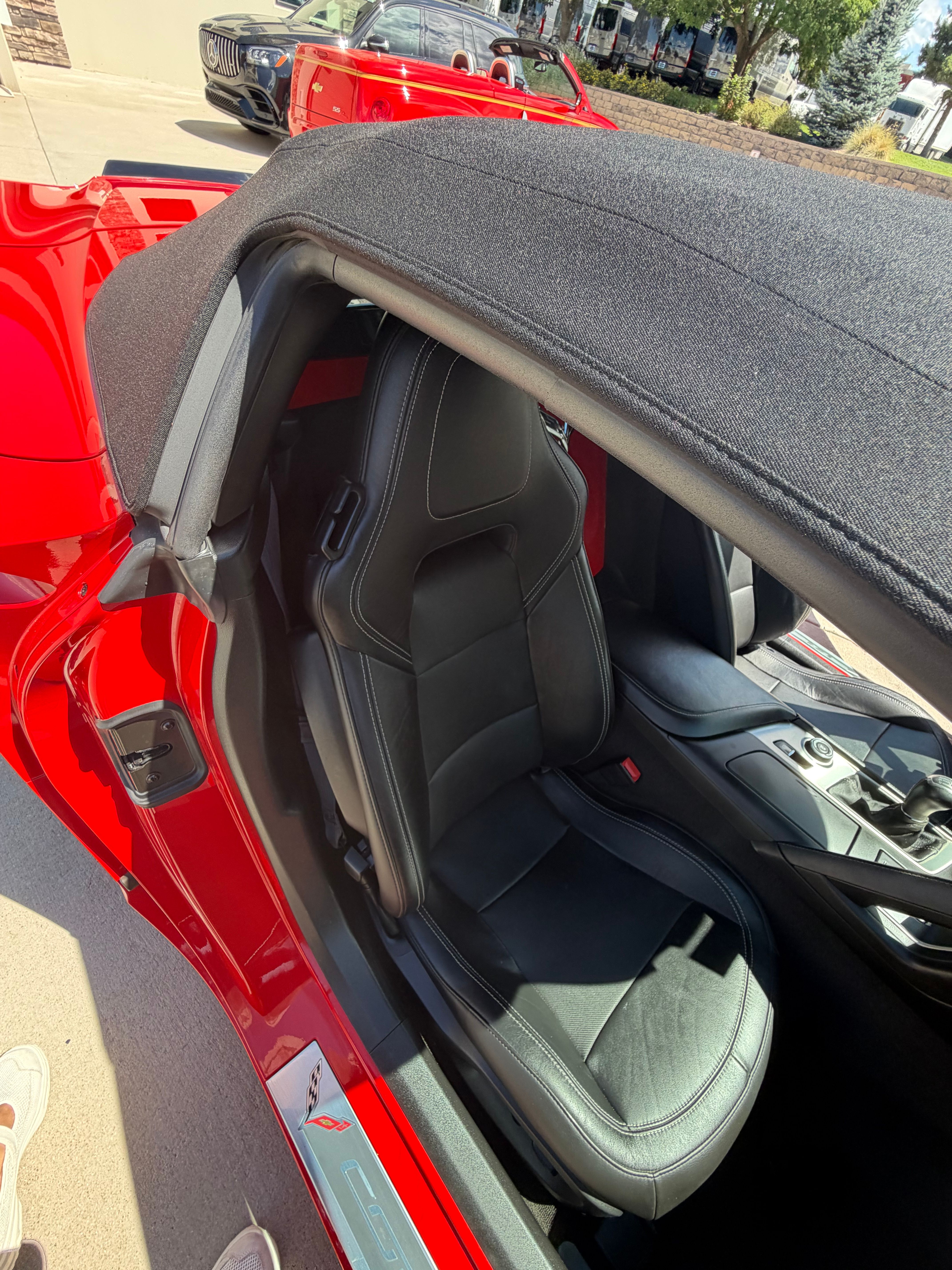 Used 2014 Chevrolet Corvette Stingray Convertible w/ Battery Protection Package RWD image 4