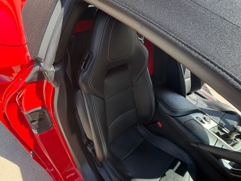 Used 2014 Chevrolet Corvette Stingray Convertible w/ Battery Protection Package RWD image 4