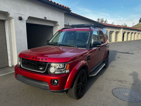 Used 2015 Land Rover LR4 HSE LUX AWD/4WD image 1
