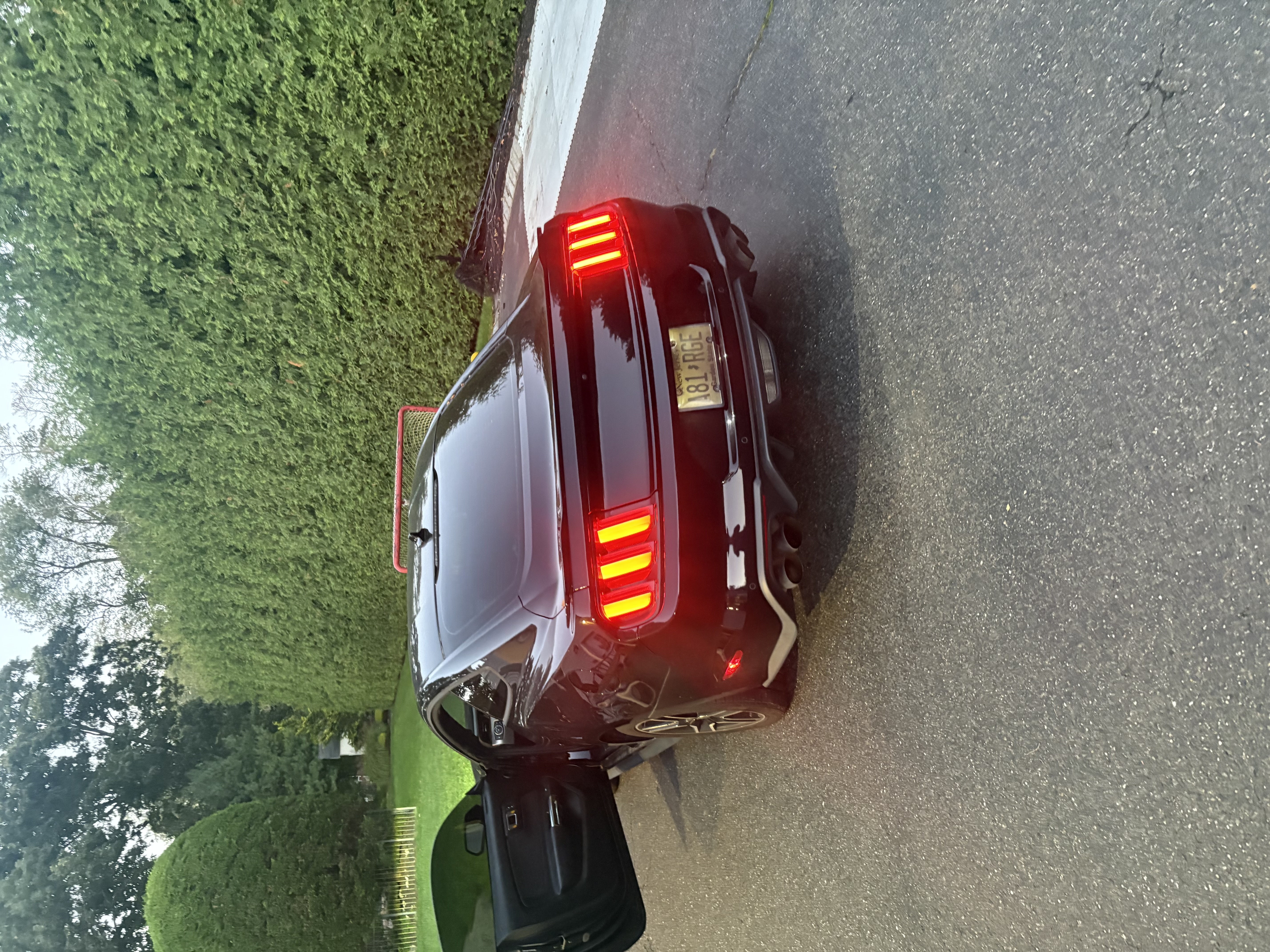 Used 2022 Ford Mustang GT RWD image 10