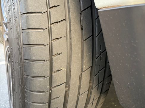 Used 2017 Land Rover Range Rover Sport SE image 14