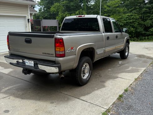 Used 2002 Chevrolet Silverado 2500 LS w/ Electrical Convenience Pkg AWD/4WD image 13