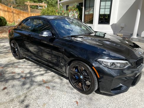 Used 2018 BMW M2 image 5