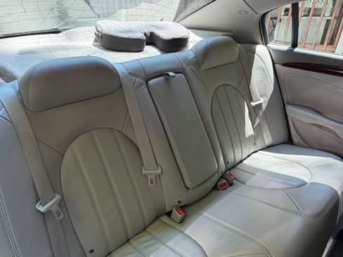 Used 2011 Buick Lucerne CXL w/ Driver Confidence Package FWD image 12