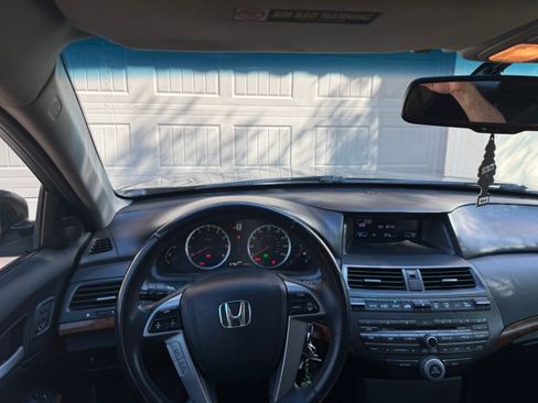 Used 2011 Honda Accord EX-L image 9