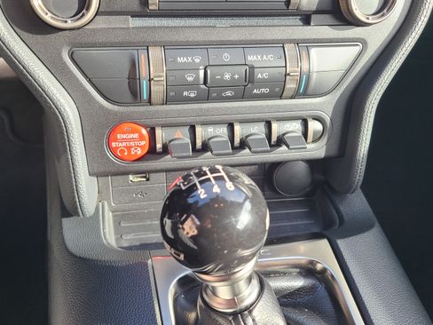 Used 2018 Ford Mustang Shelby GT350 w/ Electronics Package image 32