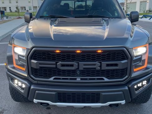 Used 2018 Ford F150 Raptor w/ Equipment Group 802A Luxury image 5