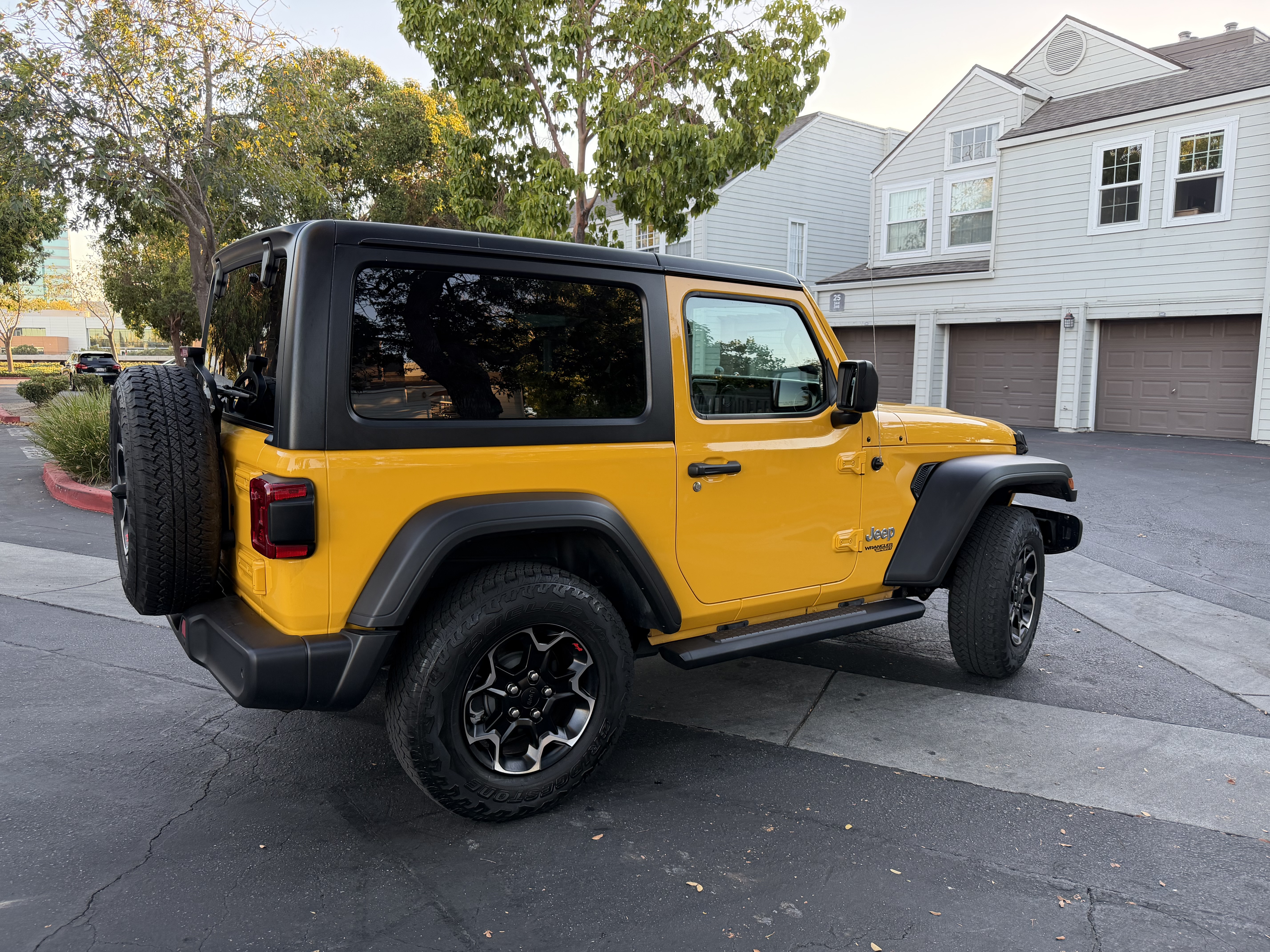 Used 2021 Jeep Wrangler Sport AWD/4WD image 6