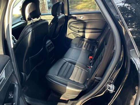 Used 2016 Ford Edge SEL w/ Equipment Group 201A AWD/4WD image 5