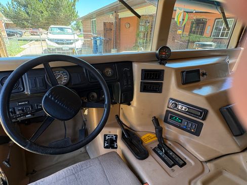 Used 1995 HUMMER H1 4-Door Wagon AWD/4WD image 22
