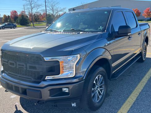 Used 2019 Ford F150 XLT w/ Equipment Group 302A Luxury image 4