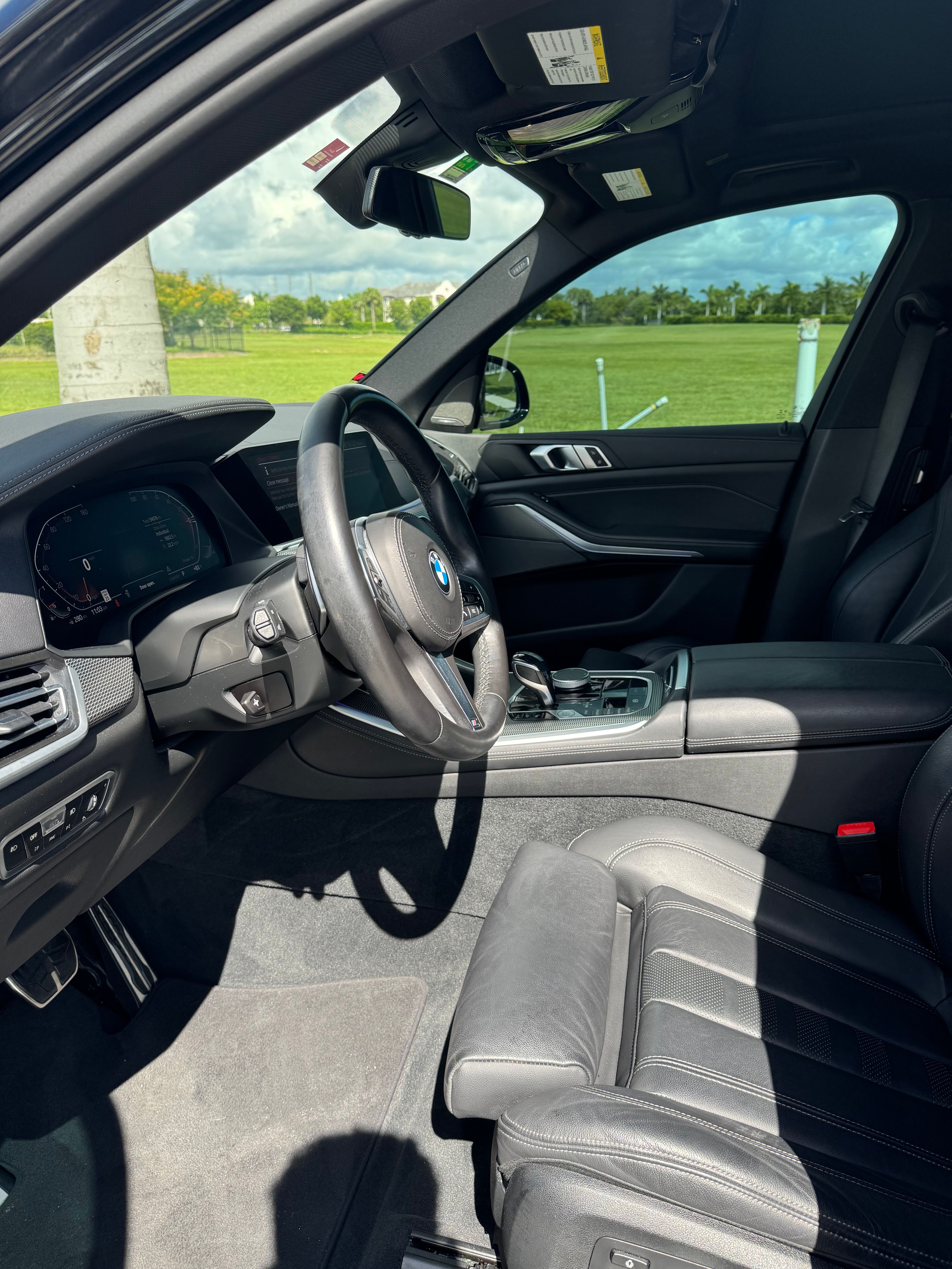 Used 2021 BMW X5 sDrive40i w/ M Sport Package RWD image 13