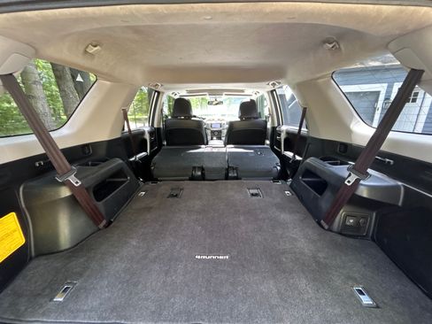 Used 2014 Toyota 4Runner SR5 Premium AWD/4WD image 25