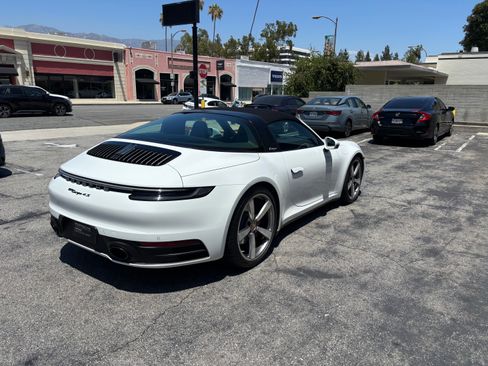 Used 2024 Porsche 911 Targa 4S AWD/4WD image 12