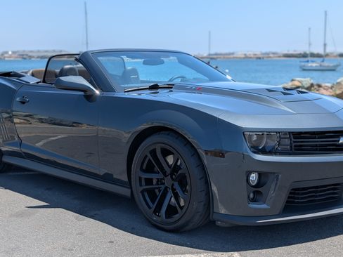 Used 2013 Chevrolet Camaro ZL1 RWD image 10
