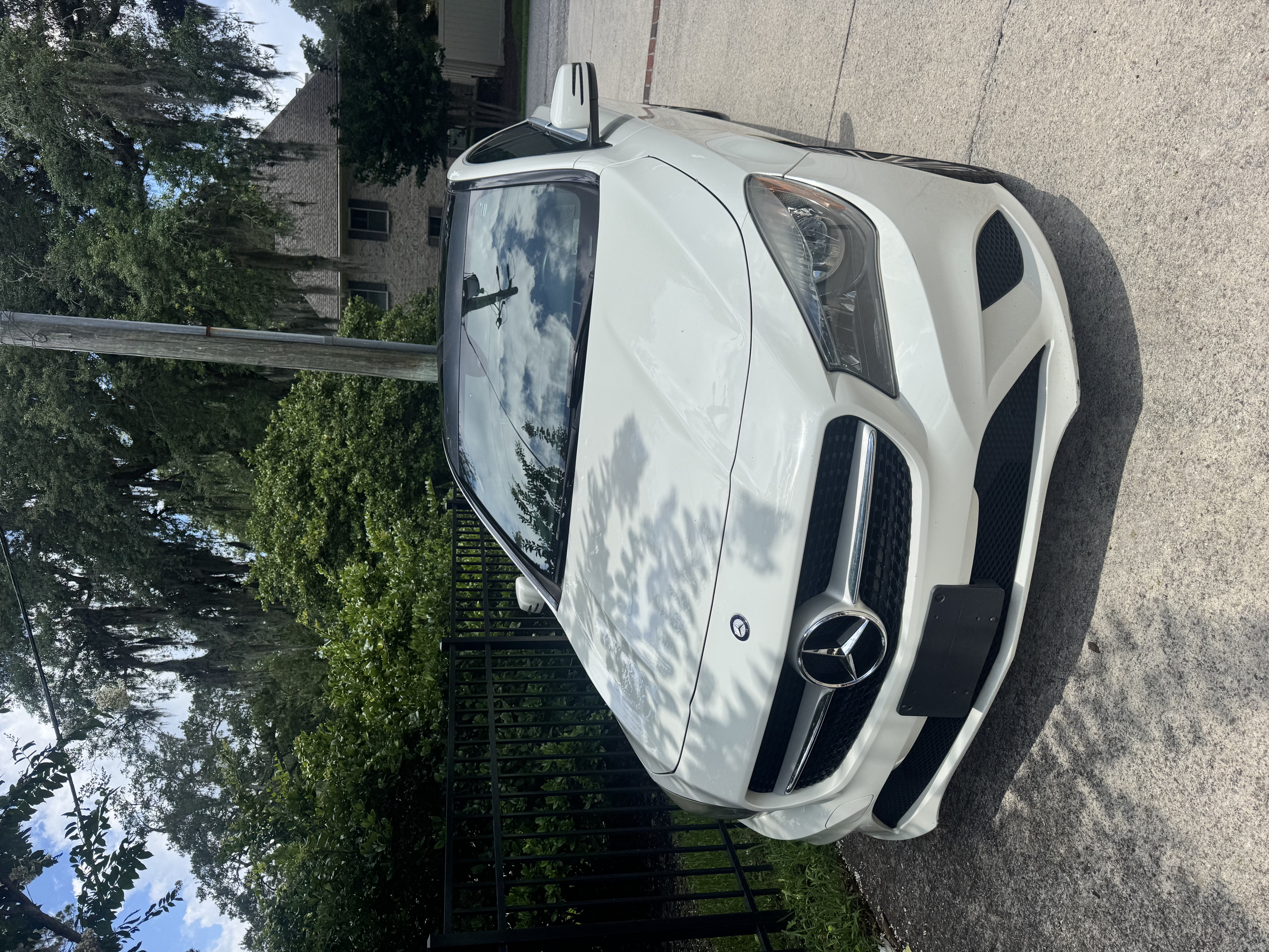 Used 2016 Mercedes-Benz CLA 250 image 1
