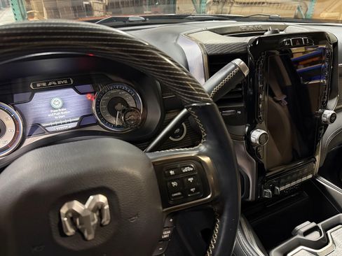 Used 2022 RAM 2500 Limited image 12