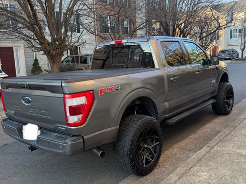 Used 2021 Ford F150 Lariat w/ Equipment Group 502A High image 6