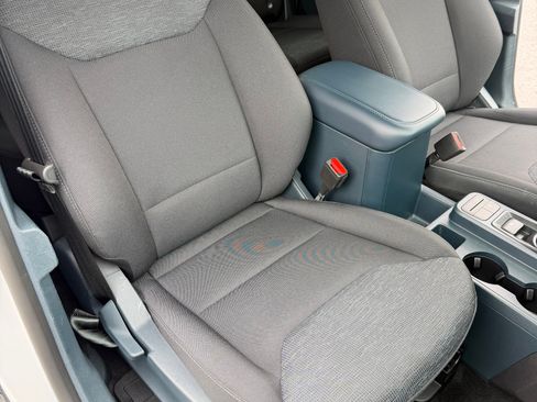 Used 2025 Ford Maverick XL image 13