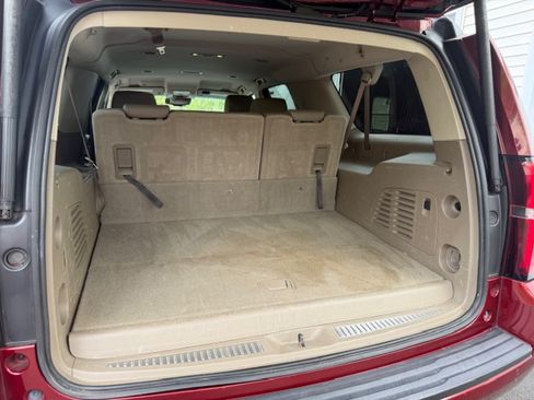 Used 2016 Chevrolet Suburban LT AWD/4WD image 9