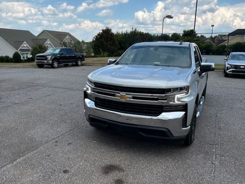 Used 2021 Chevrolet Silverado 1500 LT RWD image 4