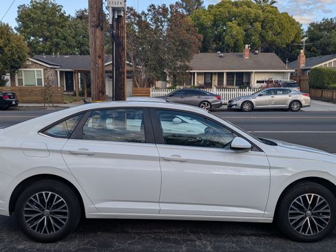 Used 2021 Volkswagen Jetta S w/ Driver Assistance Package FWD image 6