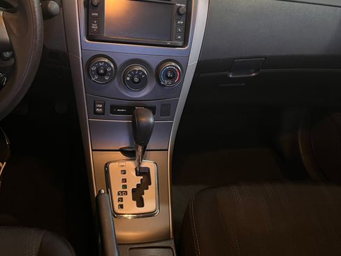 Used 2013 Toyota Corolla S image 6