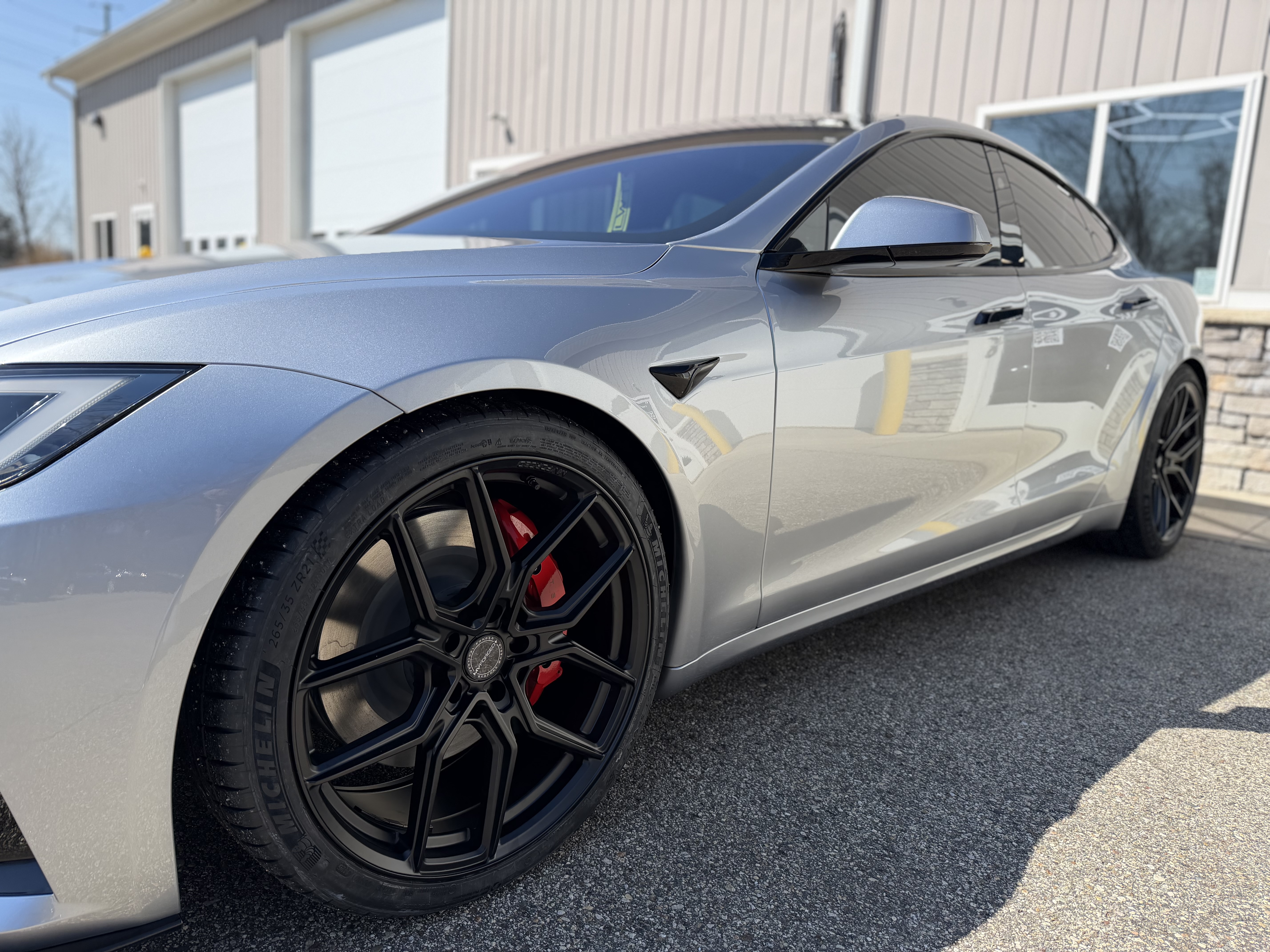 Used 2026 Tesla Model S Plaid AWD/4WD image 10