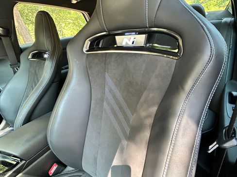 Used 2025 Hyundai Elantra N FWD image 11