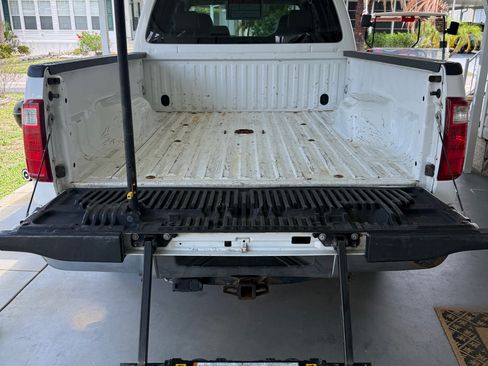 Used 2010 Ford F250 XLT RWD image 8