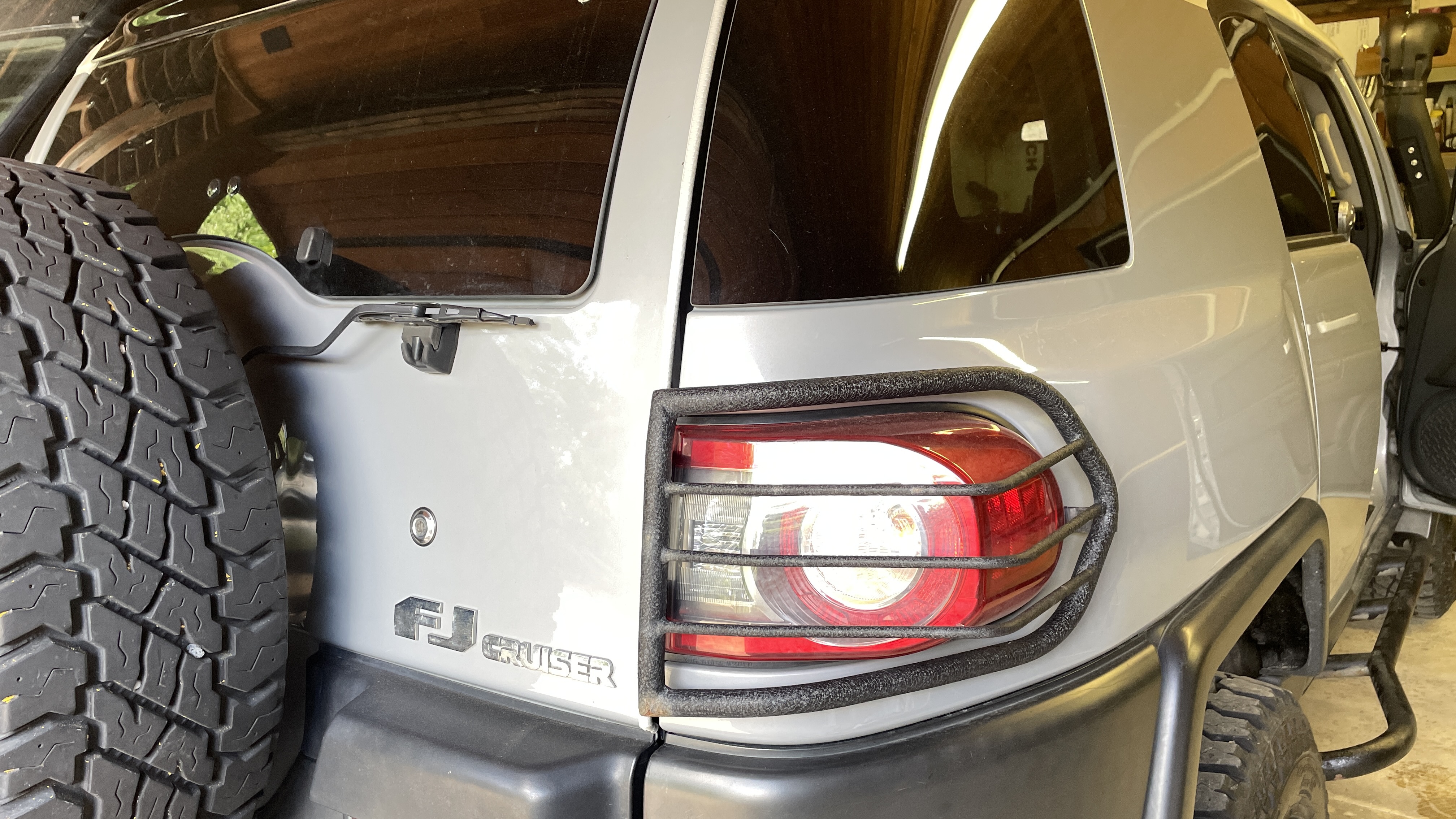 Used 2014 Toyota FJ Cruiser 4WD w/ Convenience Package image 9