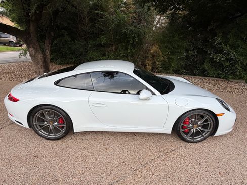 Used 2018 Porsche 911 Carrera S RWD image 13