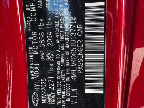Used 2026 Hyundai Elantra Sport FWD image 23