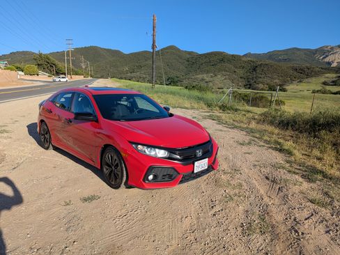 Used 2017 Honda Civic EX image 1
