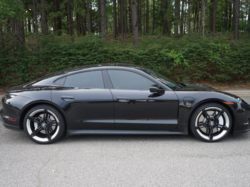 Used 2021 Porsche Taycan 4S AWD/4WD image 4