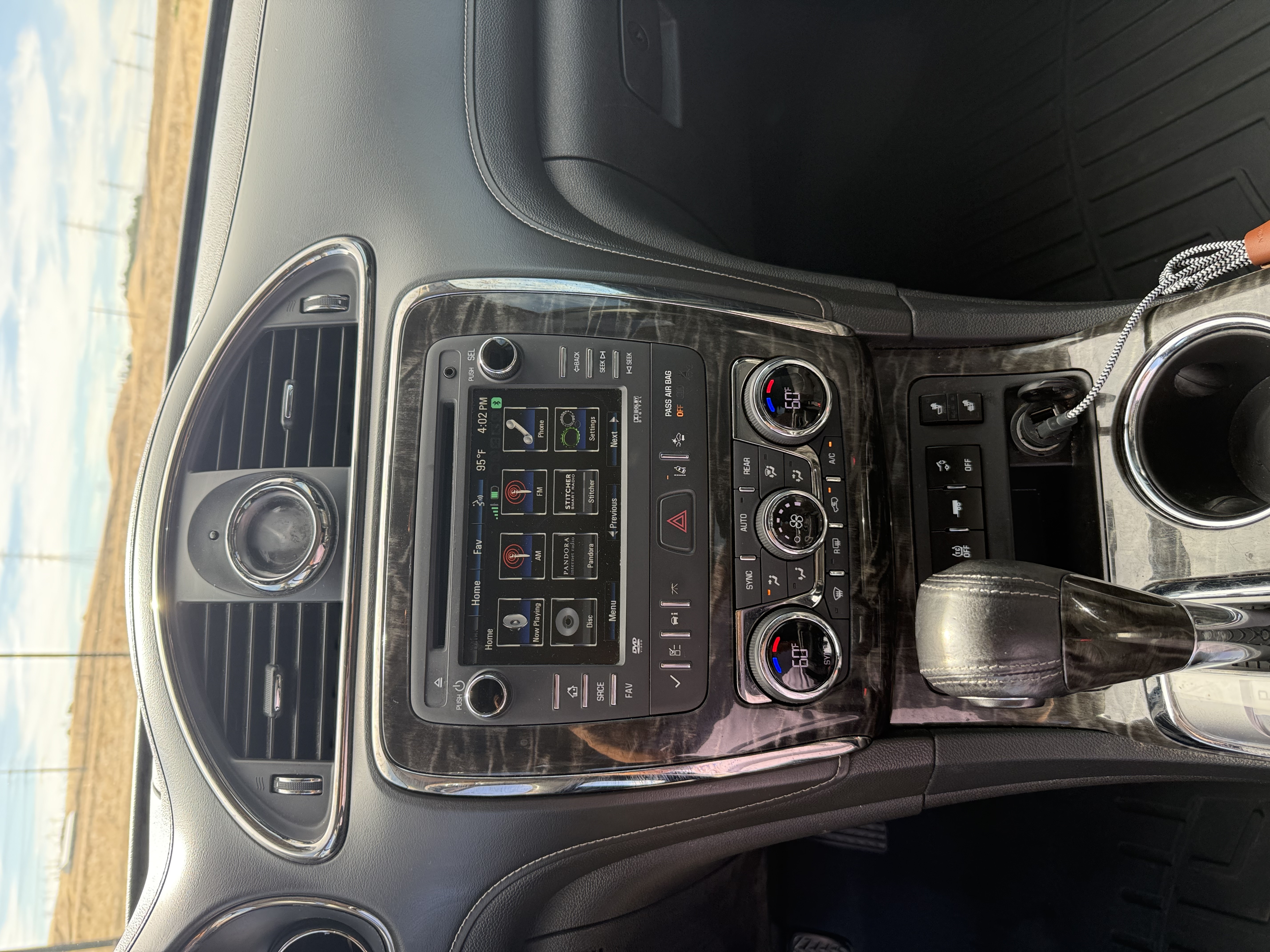Used 2014 Buick Enclave Leather FWD image 15