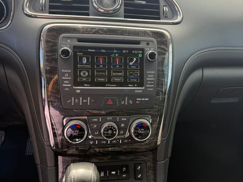 Used 2014 Buick Enclave Leather FWD image 15
