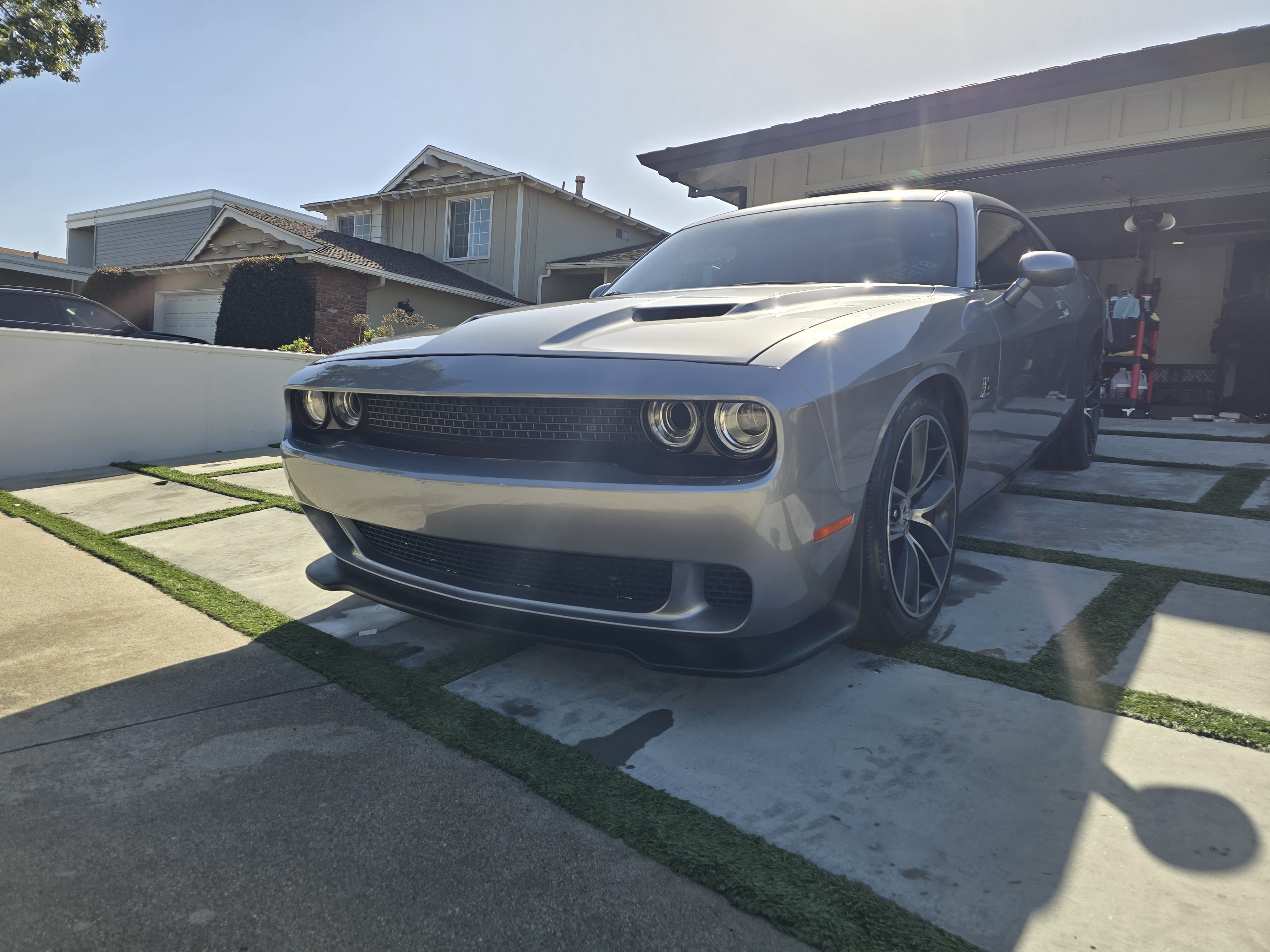 Used 2015 Dodge Challenger R/T Scat Pack RWD image 1
