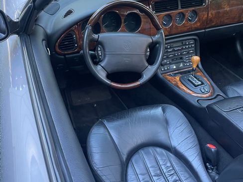 Used 2002 Jaguar XK8 Convertible RWD image 5